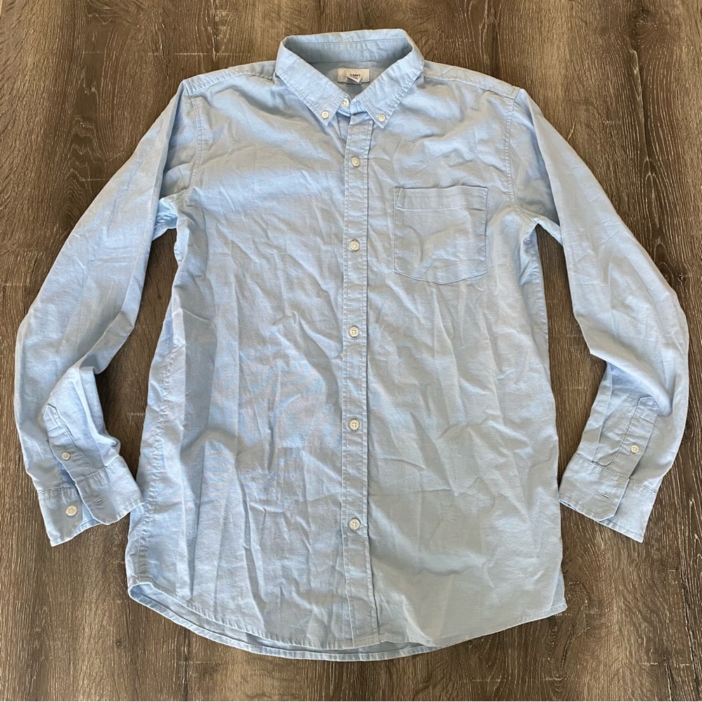 Old Navy Soft Light Blue Button Down Shirt